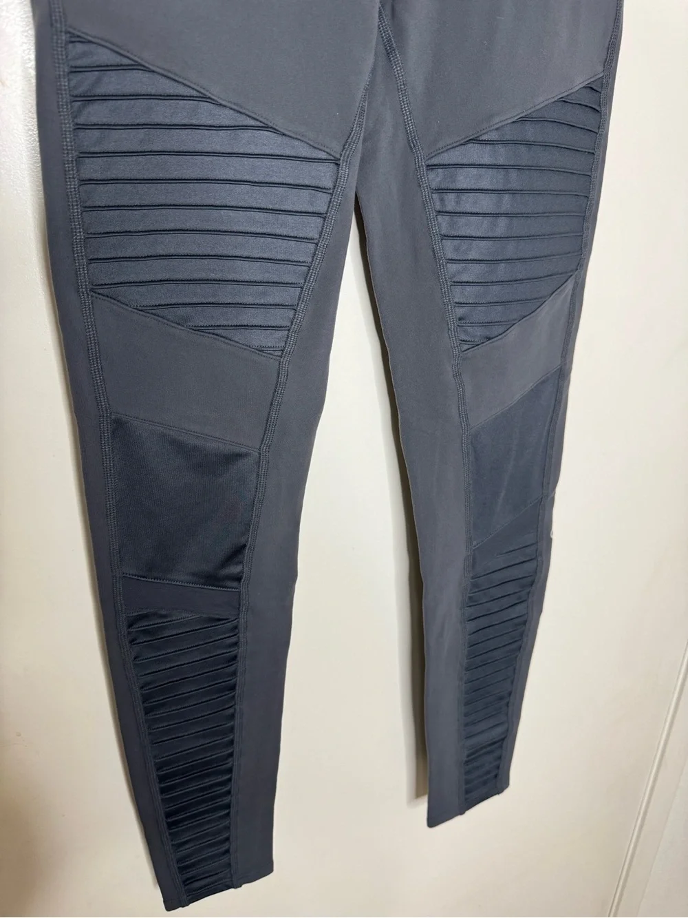 Alo Navy Moto Leggings
